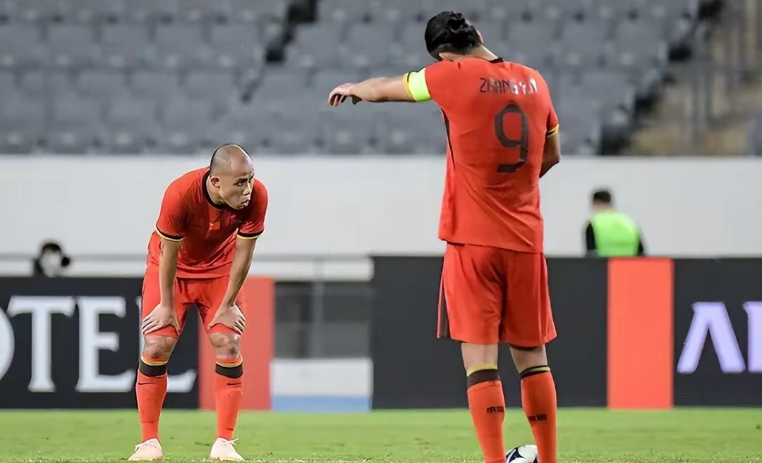 爱游戏网站 -足总杯国际比赛日走向成谜，北京国安止住颓势，球迷炸锅，阵容厚度经受考验(农心杯今天比赛最新消息)